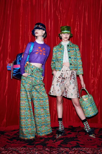 Look 12